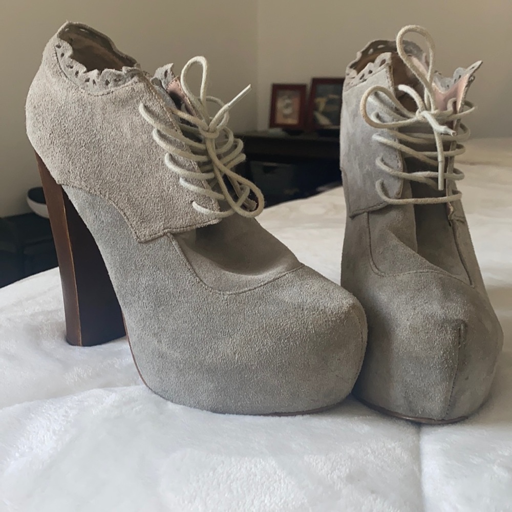 Betsey Johnson high heel pumps